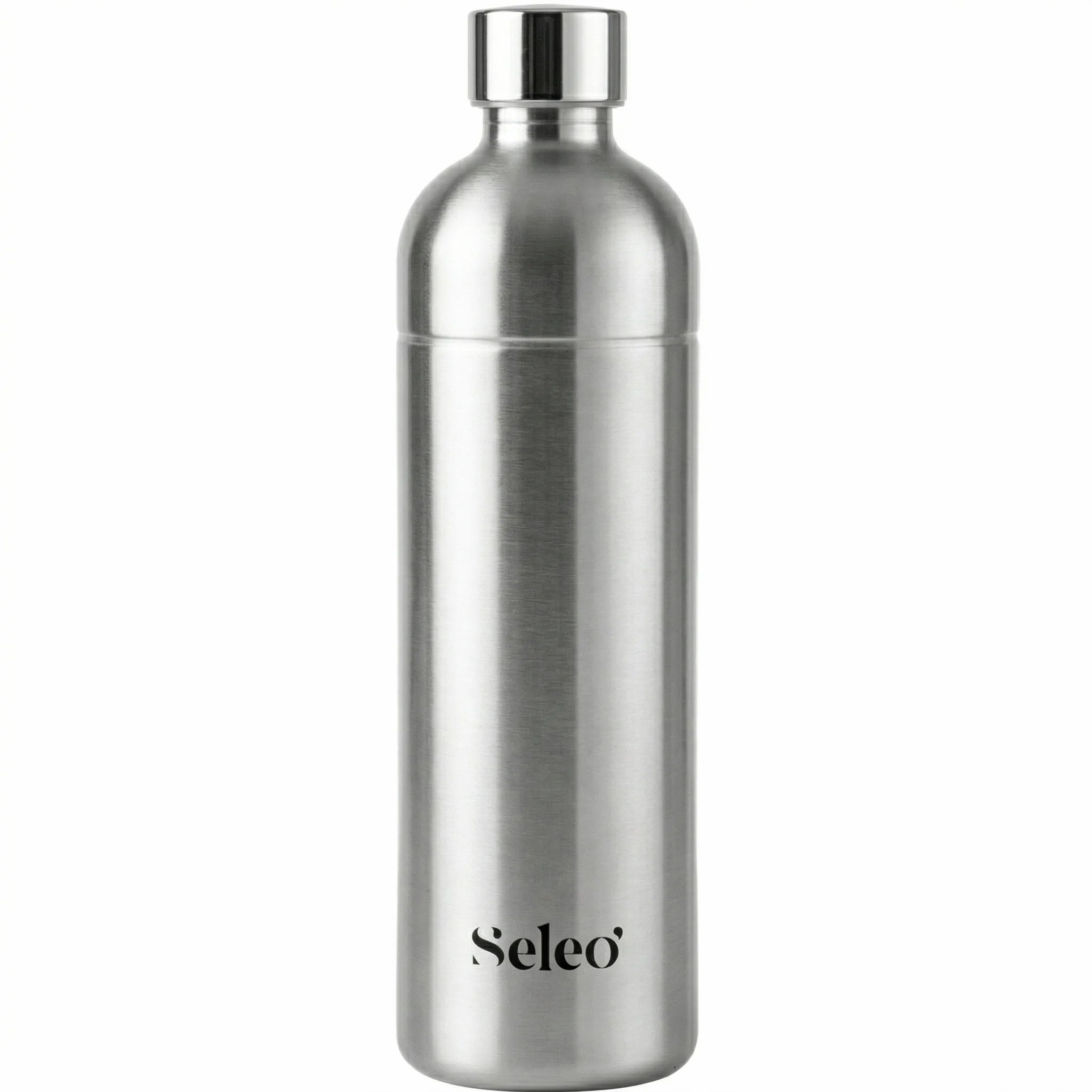 Seleo premium brushed stainless steel reusable water bottle, durable silver finish for carbonated drinks and everyday use. Kuwait. UAE. KSA.
زجاجة مياه سيلو (Seleo) من الفولاذ المقاوم للصدأ باللون الفضي، مصممة لتحمل ضغط الصودا ومثالية للاستخدام اليومي المتكرر. صديقه للبيئه وبديل للزجاجات البلاستيكيه