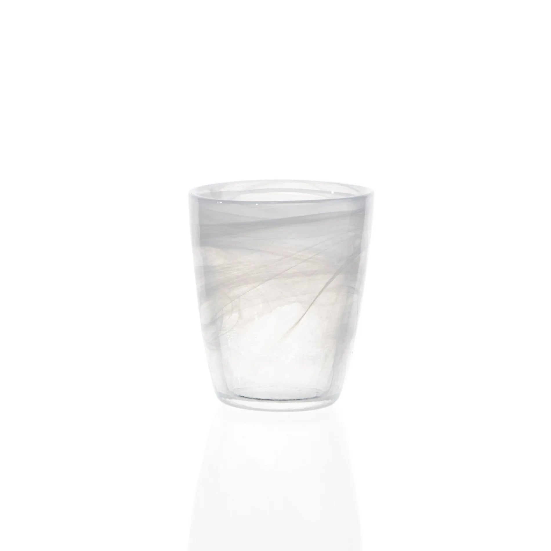 Seleo Atlas premium white tumbler glass for sparkling water and cold beverages - أكواب سيلو أطلس البيضاء الفاخرة للمياه الغازية والمشروبات الباردة في الكويت - Elegant glassware for modern homes.