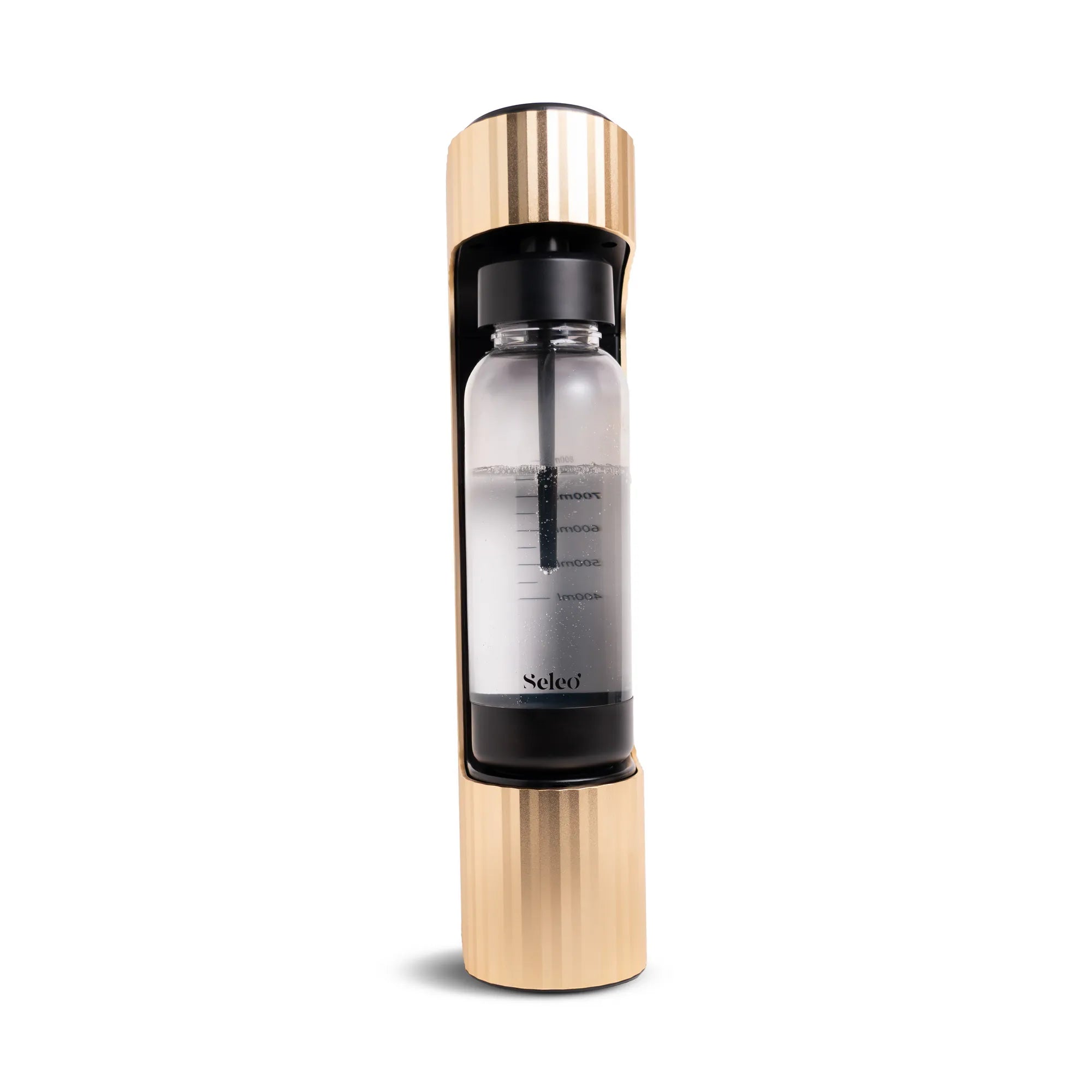 Luxury Seleo Qarbo Gold soda maker with Italian design for modern Kuwaiti homes - جهاز كاربو الذهبي الفاخر لتجهيز أرقى ركن مشروبات في الكويت، هيكل ألمنيوم صلب وتصميم إيطالي عصري - Premium sparkling water experience.